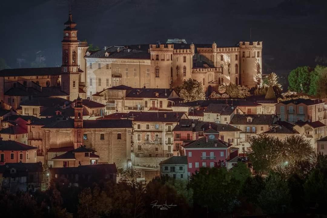 La Rocca Di Efisio Aparthotel Costigliole d'Asti Exterior foto