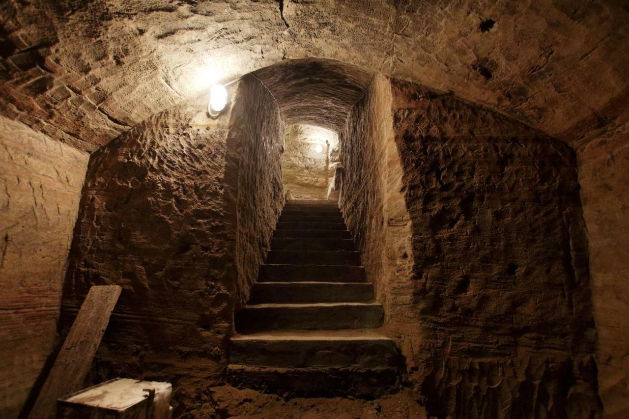 La Rocca Di Efisio Aparthotel Costigliole d'Asti Exterior foto