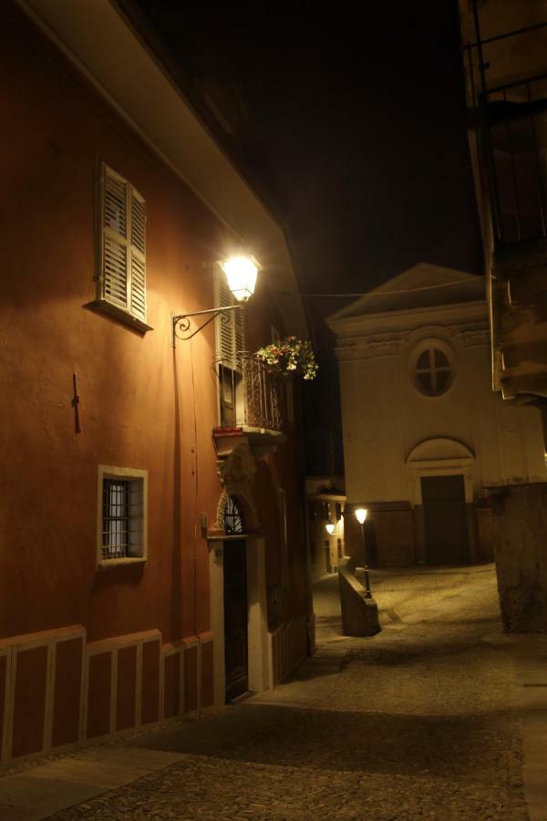 La Rocca Di Efisio Aparthotel Costigliole d'Asti Exterior foto
